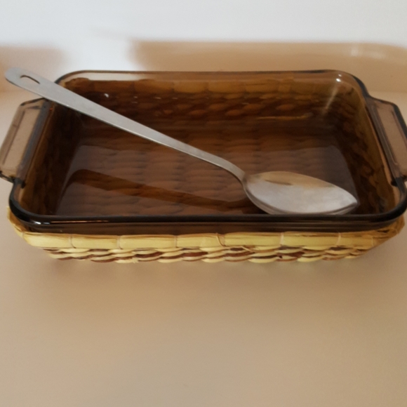 Perfect Condition Ovenware - Picture 2 of 6
